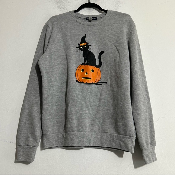Kiel James Patrick Tops - Kiel James Patrick Cat-O-Lantern Pumpkin Halloween Spooky Sweatshirt Grey Medium